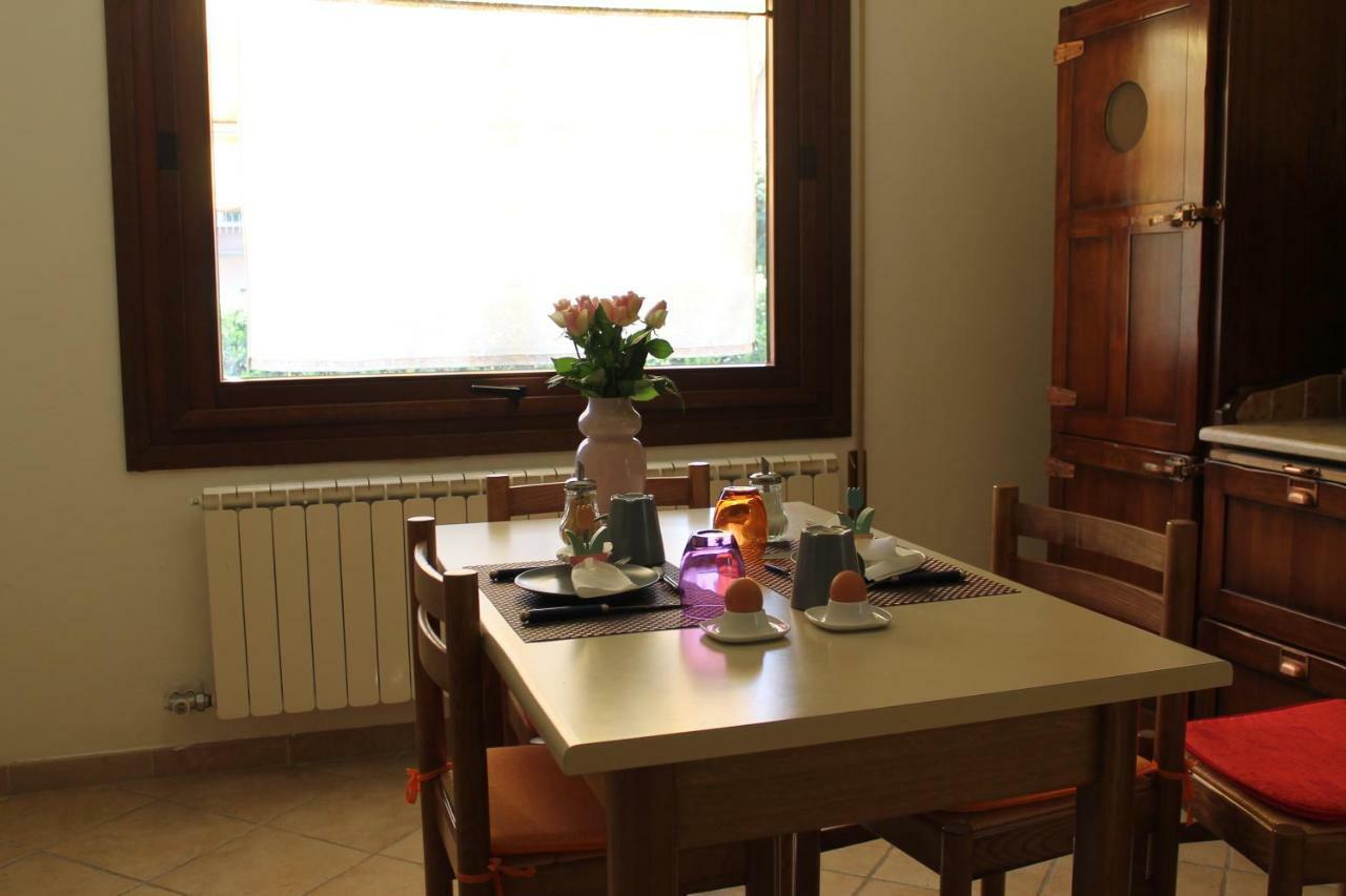 Tagliamento 28 Bed & Breakfast เมสเตร ภายนอก รูปภาพ