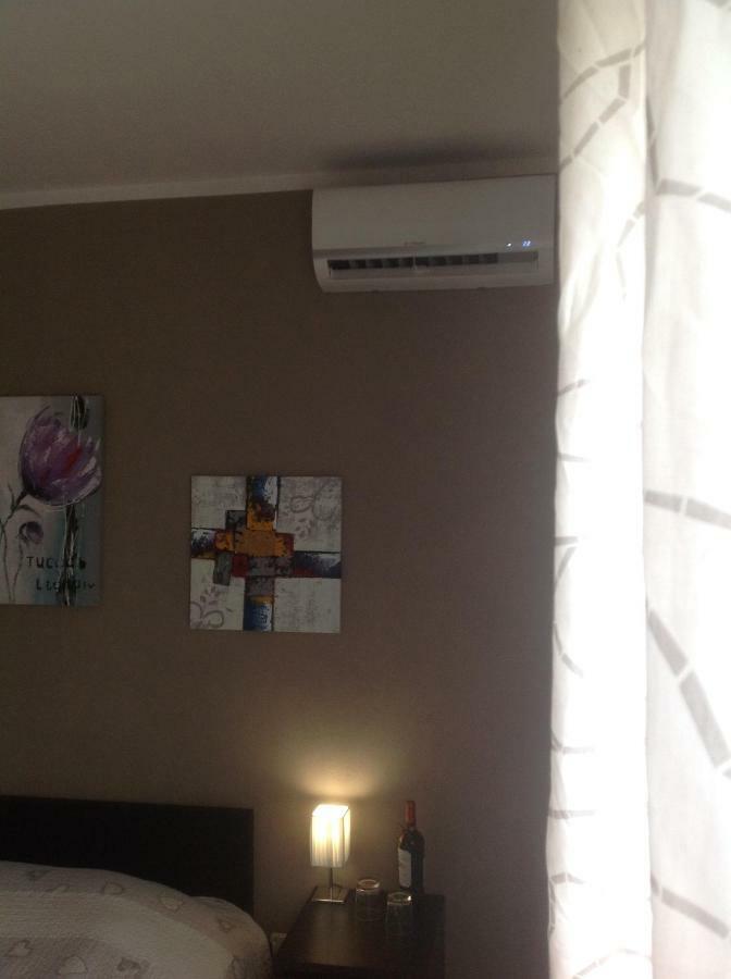 Tagliamento 28 Bed & Breakfast เมสเตร ภายนอก รูปภาพ